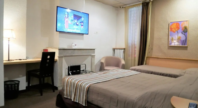 Двухместный номер Superior Hôtel dAngleterre, Salon-de-Provence