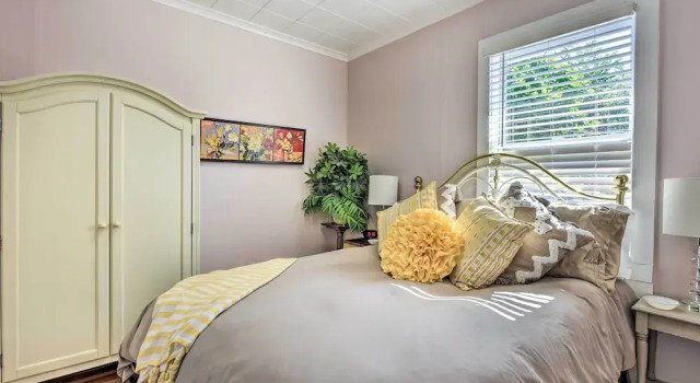 Bright Minneapolis Home: 2 Mi to Minnehaha Falls!, Брондау Қонақ үй Миннеаполис Twin Cities