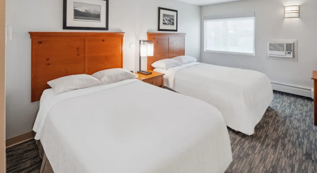 Четырёхместный номер Standard Hotel Edgewater by Aspen Hotels