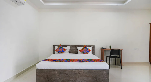 Номер Deluxe FabHotel Rooms 27 - Nr Hitech City