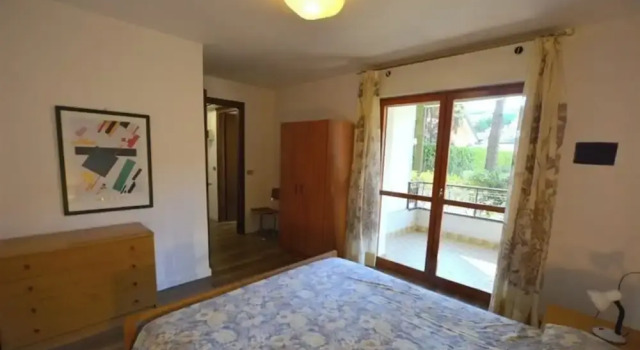 Nice Flat in a Residence With Common Pool in Lignano, Book Lejlighed Hoteller i Friuli Venezia Giulia med parkering, Parkering