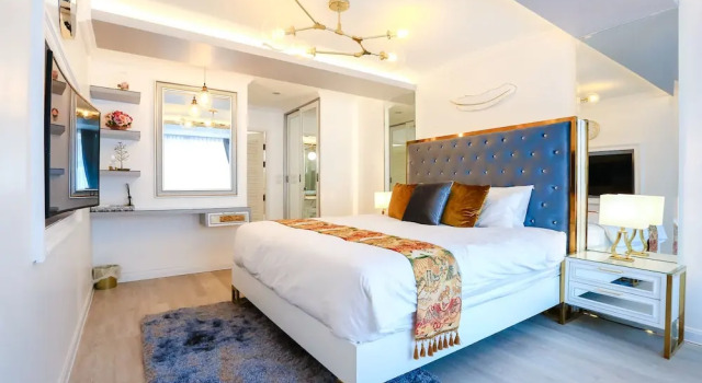 Номер Luxury с балконом Sabai Space Bangkok