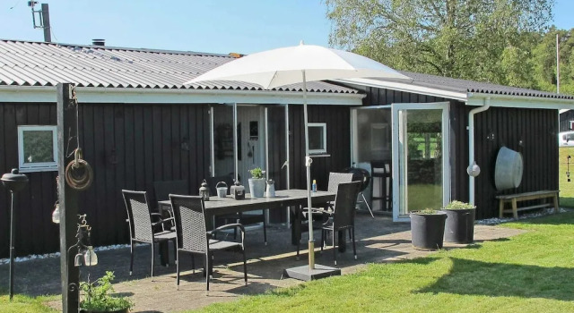 5 Person Holiday Home in Hals