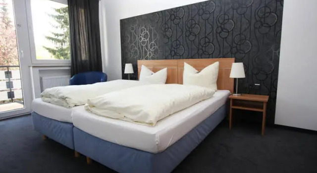 Hotel Wittgensteiner Hof, Забронировать Отель Бад-Ласфе Rothaar Mountains, рядом с Hugo-Kracht Hütte