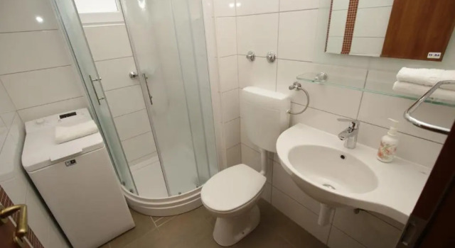 Номер Economy Apartments Villa Čizmić