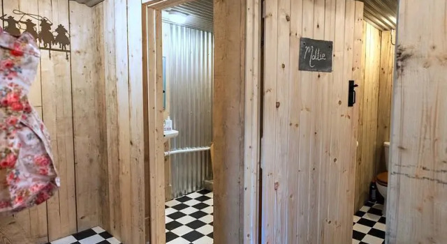 Mollies Hut, Boek Hotel Frome Somerset