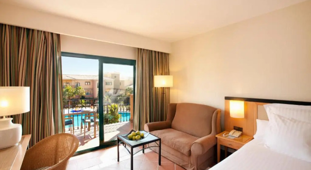 Двухместный номер Standard с видом на бассейн Barceló Punta Umbría Mar