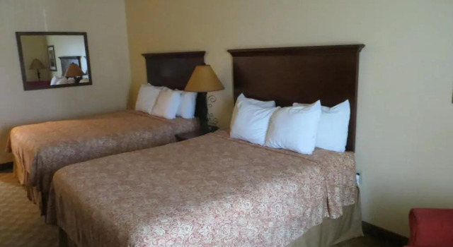 Четырёхместный номер Standard Hotel Texas Hallettsville