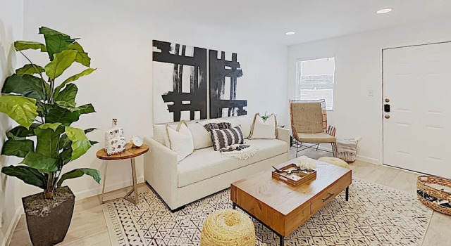 Luxe Clarksville Hideaway W/ Walkable Locale 1 Bedroom Condo, Book Hotel Hoteller i Austin med pool, nær Lamar Beach, Swimmingpool