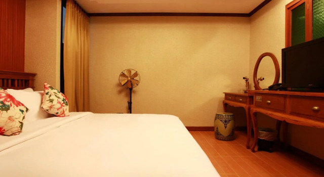 9w Boutique Studio