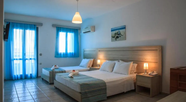 Трёхместный номер Superior с видом на сад Marilisa Hotel