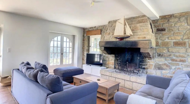 Maison Crozon, 5 pièces, 9 personnes - FR-1-370-75, Забронировать Отель Отели Finistère с парковкой, Парковка