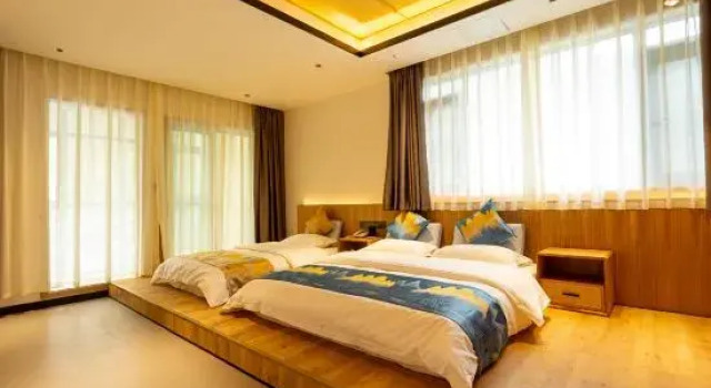 Wenchuan Yiyu Homestay, Book Hotel Hoteller i Fengyi med parkering, Parkering