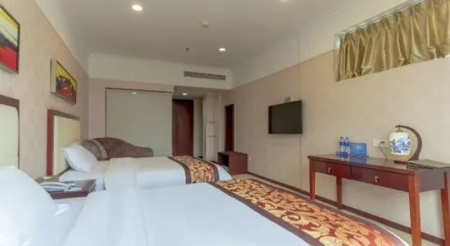 Люкс Business Zhahai Crowne Holiday Hotel