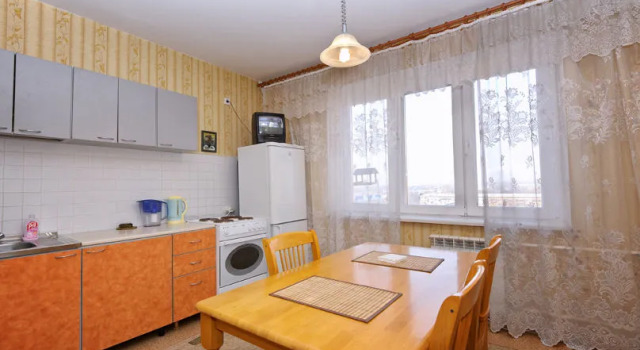 Alatyr Raduzhnyj, neighborhood 2, 10