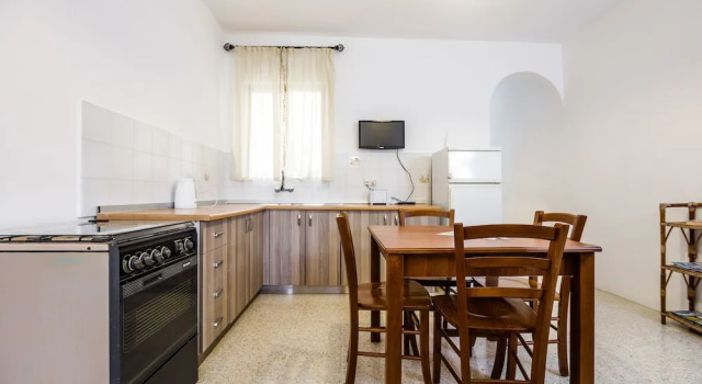 2 Bedrooms Comfort Apartment with balcony and with land view Dolphin Court Gozo