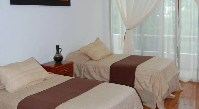 Galapagos Islands Hotel, Boek Hotel Puerto Ayora 