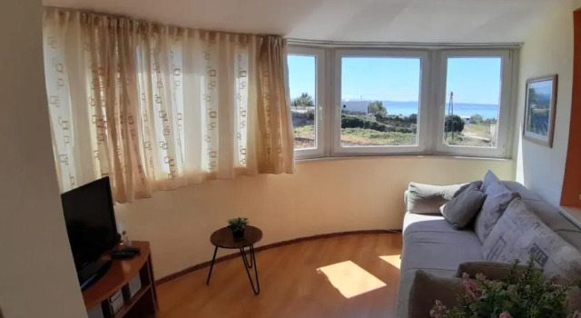Beach Apartment Sweet Dora, Prenota Appartamento Splitska 