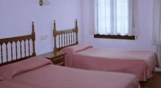 Hostal Fondevila, Забронировать Хостел Валь-де-Бои Каталония