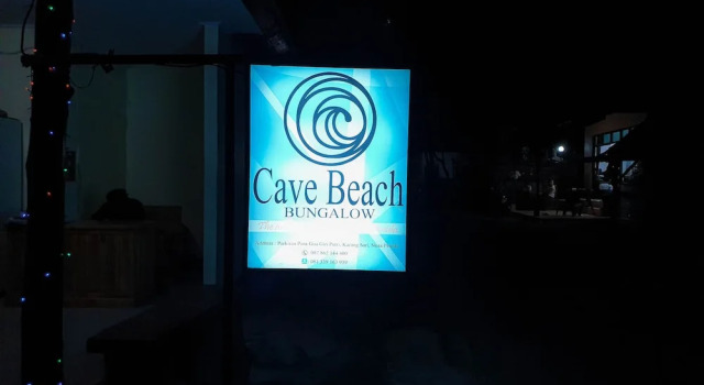 Cave Beach Bungalow