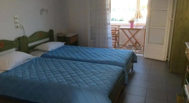 Archipelagos Studios, Prenota Hotel Hotel a Paro con parcheggio, Parcheggio