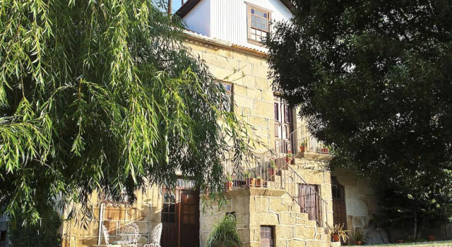 Casa do Fundo - Sustainable & Ecotourism, Забронировать Отель Сея Beira Interior Norte
