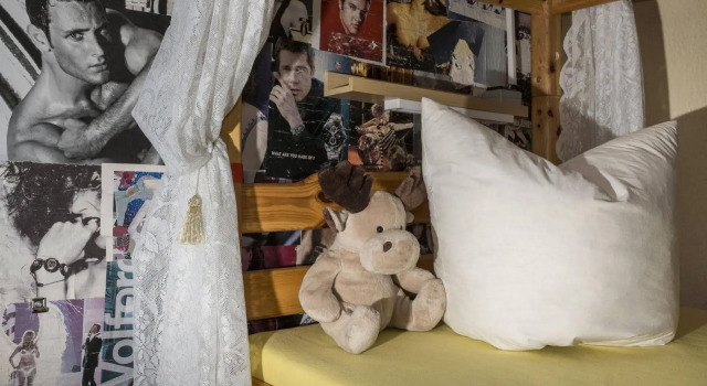 Lollis Homestay - Hostel