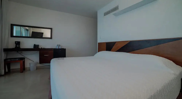 Двухместный номер Deluxe с балконом и с видом на залив Hotel Bahia Chac Chi