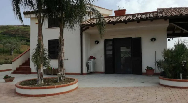 villa peppino, Book Villa Hotels in Sicily with Parking, Parking