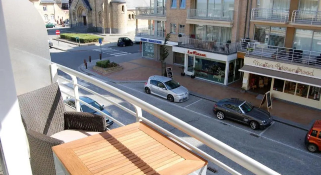 Residentie Hof van Vlaanderen, Rezerwuj Hotel Hotele w Bruksela z parkingiem, Parking