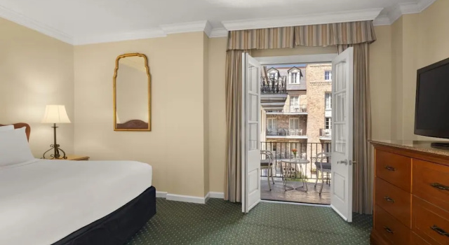 Двухместный номер Deluxe с балконом Maison Dupuy Hotel