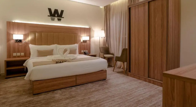 Семейный люкс W Suites Hotel Apartments