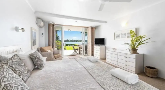 Апартаменты Цокольный этаж с 3 комнатами Noosa Quays Waterfront Accomodation