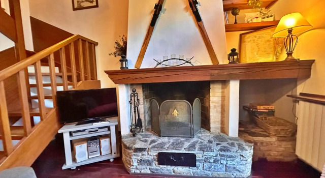 D2, Bordes d'Arinsal, Duplex Rustico con chimenea, Arinsal , zona Vallnord