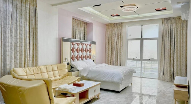 Asian hotel, Book Hotel Hoteller i Duqm med parkering, Parkering