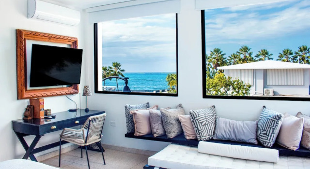 Номер Grand Villa Azure Ocean Suites