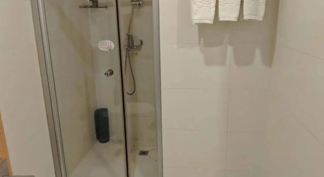 Семейный номер Standard East King Business Hotel