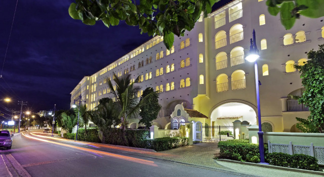 Sapphire Beach Condominiums by Blue Sky Luxury, Rezervasyon Otel Christ Church 4 yıldızlı oteller, 4*