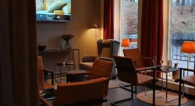 Hotell Carl Friman, Забронировать Отель Отели Мутала с парковкой, Парковка