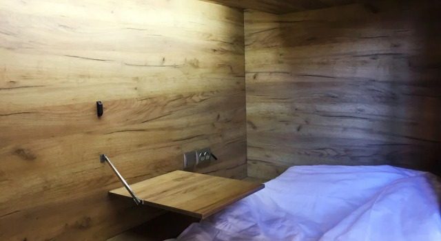 Capsule Hotel, Забронировать Капсульный отель Отели в центре Бишкека с завтраком, отели в центре Бишкека с завтраком
