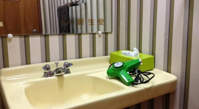 Кровать в общем номере Onomichi Guest House Anago-no-Nedoko