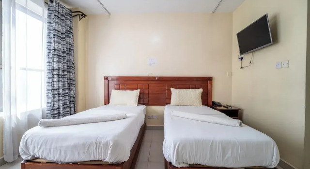 Номер Comfort Capital Comfort Hotel