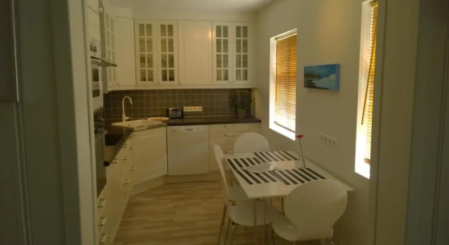 Коттедж Private House with Private Garden