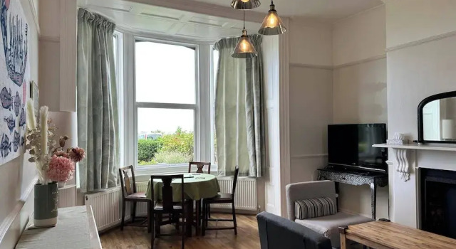 Stunning 1-bed Flat W/seaview, Garden Pet Friendly, Забронировать Апартаменты/квартира Апартаменты Херн-Бей, Апартаменты/квартира