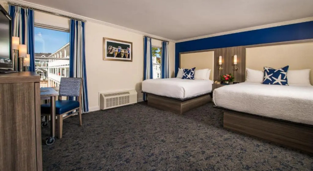 Четырёхместный номер Standard с видом на океан Union Bluff Hotel & Meeting House