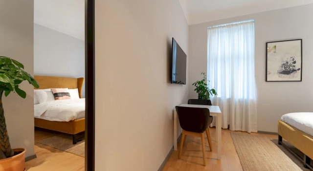Modern Newly Refurbished Studio - Close TO Center, Prenota Hotel 16. Ottakring Vienna
