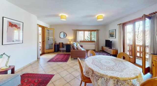 Ludains 27, Book Apartment Hotels in Grisons with Parking, Parking