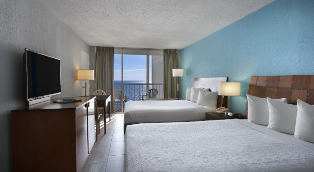Crown Reef Beach Resort and Waterpark