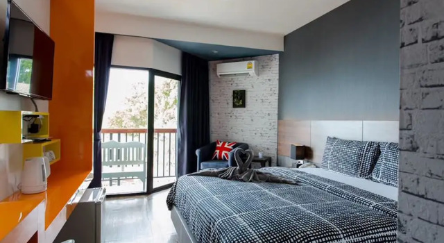 Номер Superior с балконом The Loft Seaside Sriracha Hotel