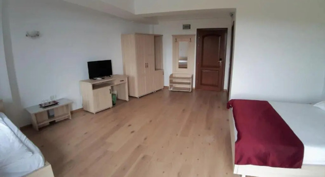 Hotel Insula, Rezerwuj Hotel Neptun Constanta